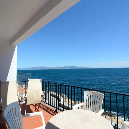 The In Has 1 Bedrooms * L'Escala